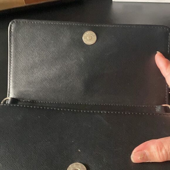 Wallet On Chain CROSSBODY Bag Black - Picture 4 of 5